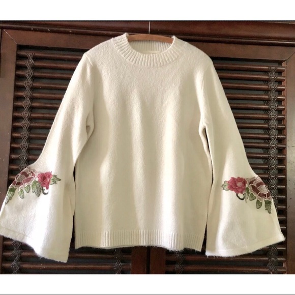 S Ivory Sweater Embroidered Vintage Pink Roses - Picture 4 of 6